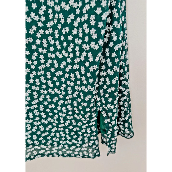 Princess Polly Green White Floral Spaghetti Strap Dress Size 2 - Picture 2 of 7